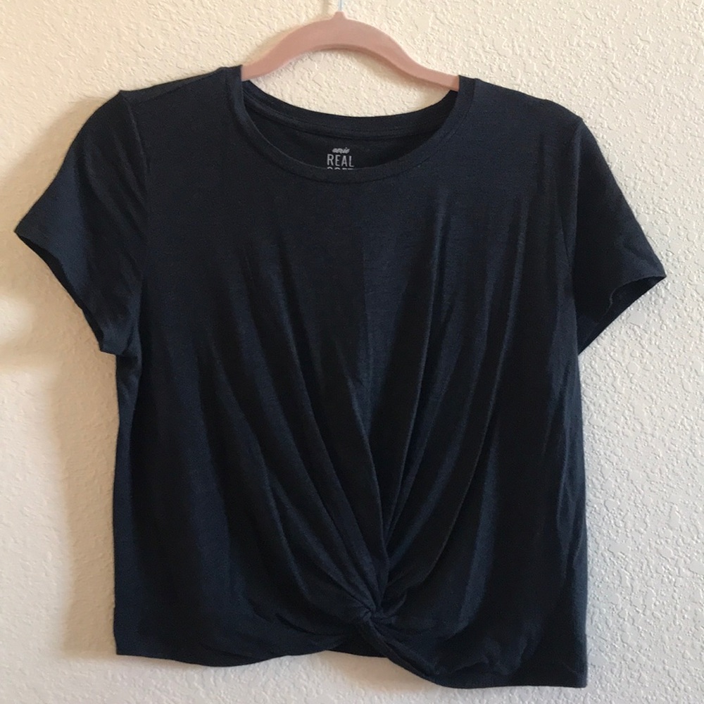 Black cropped tie tee